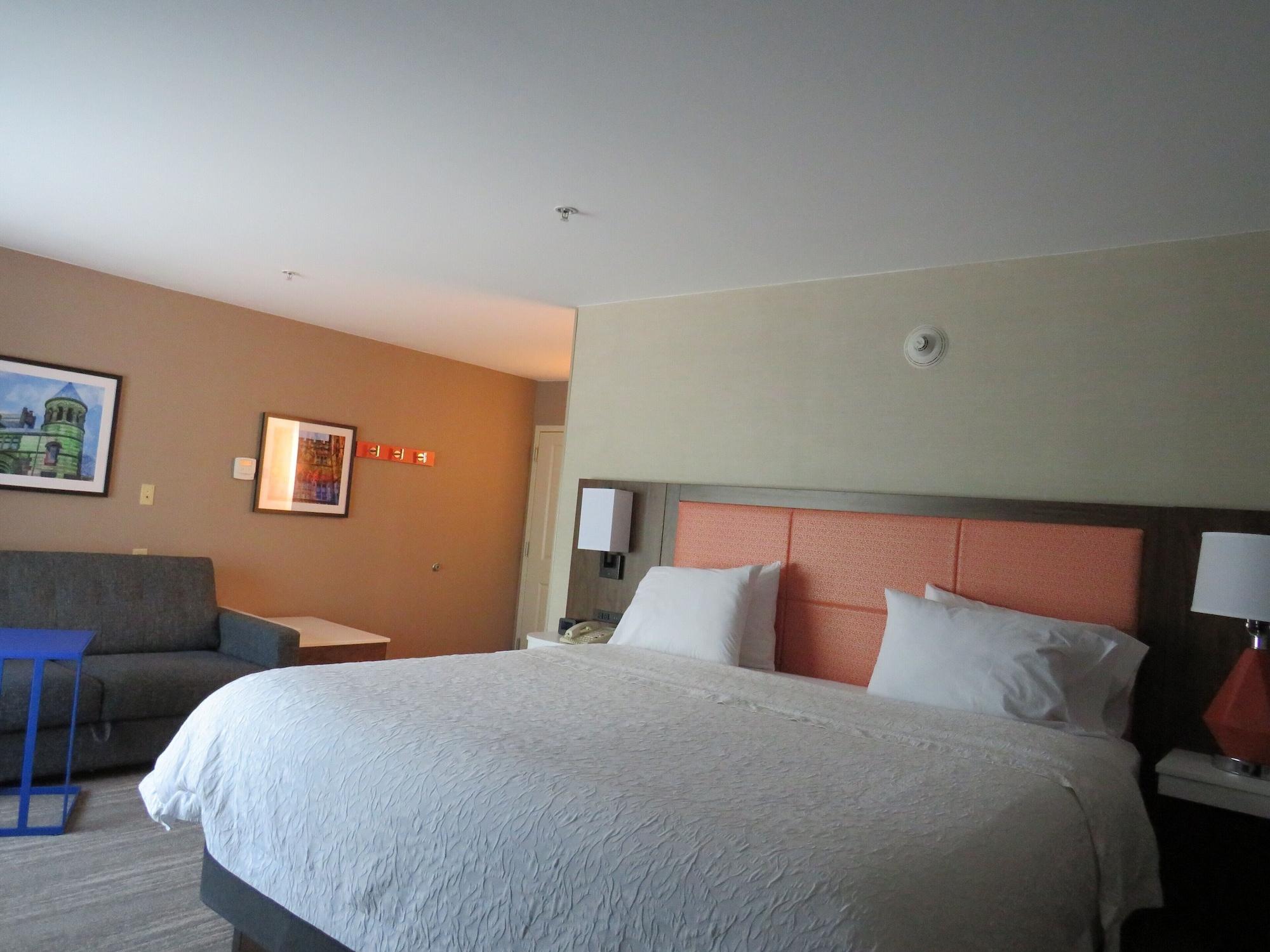 Hampton Inn Princeton Bagian luar foto
