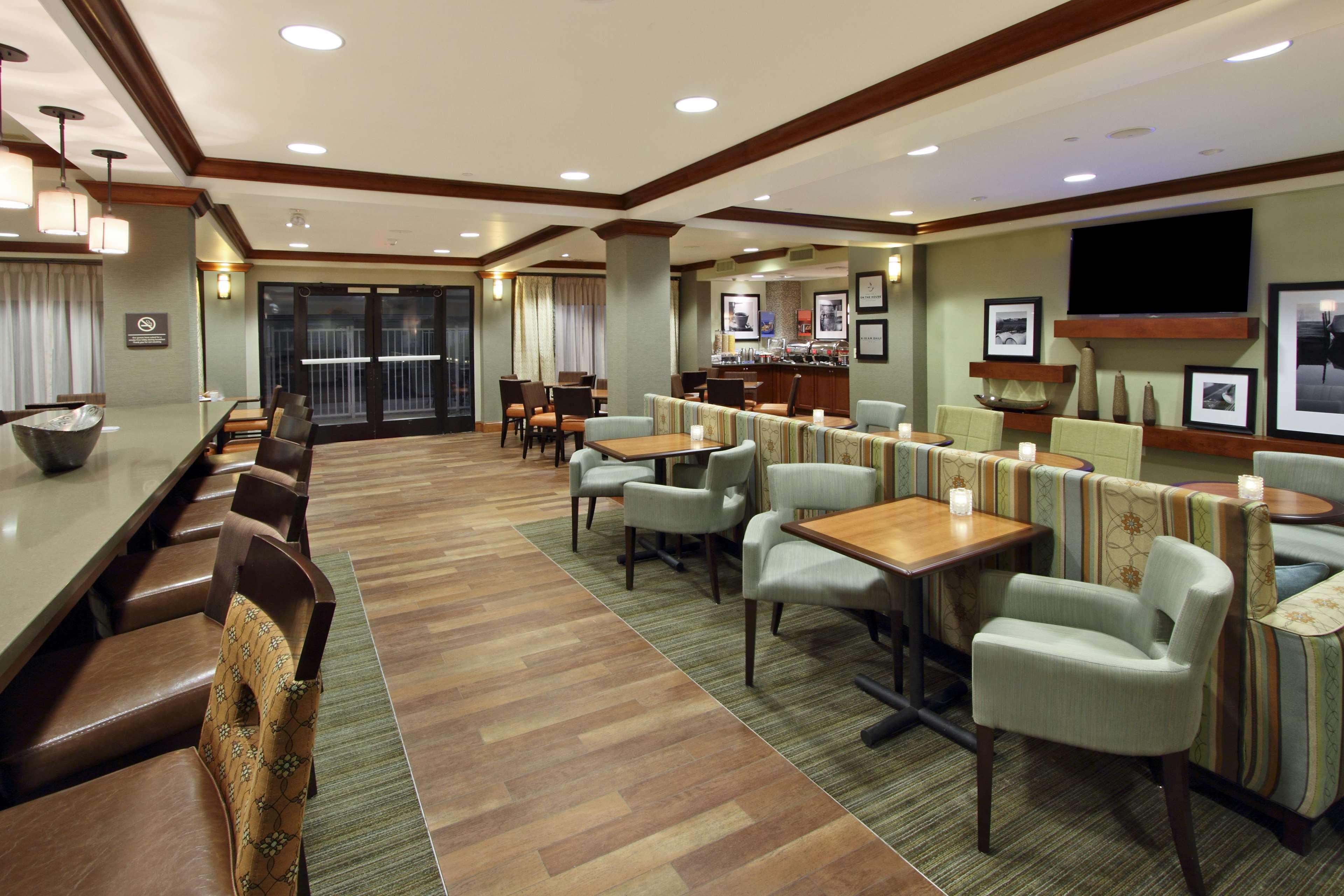 Hampton Inn Princeton Bagian luar foto